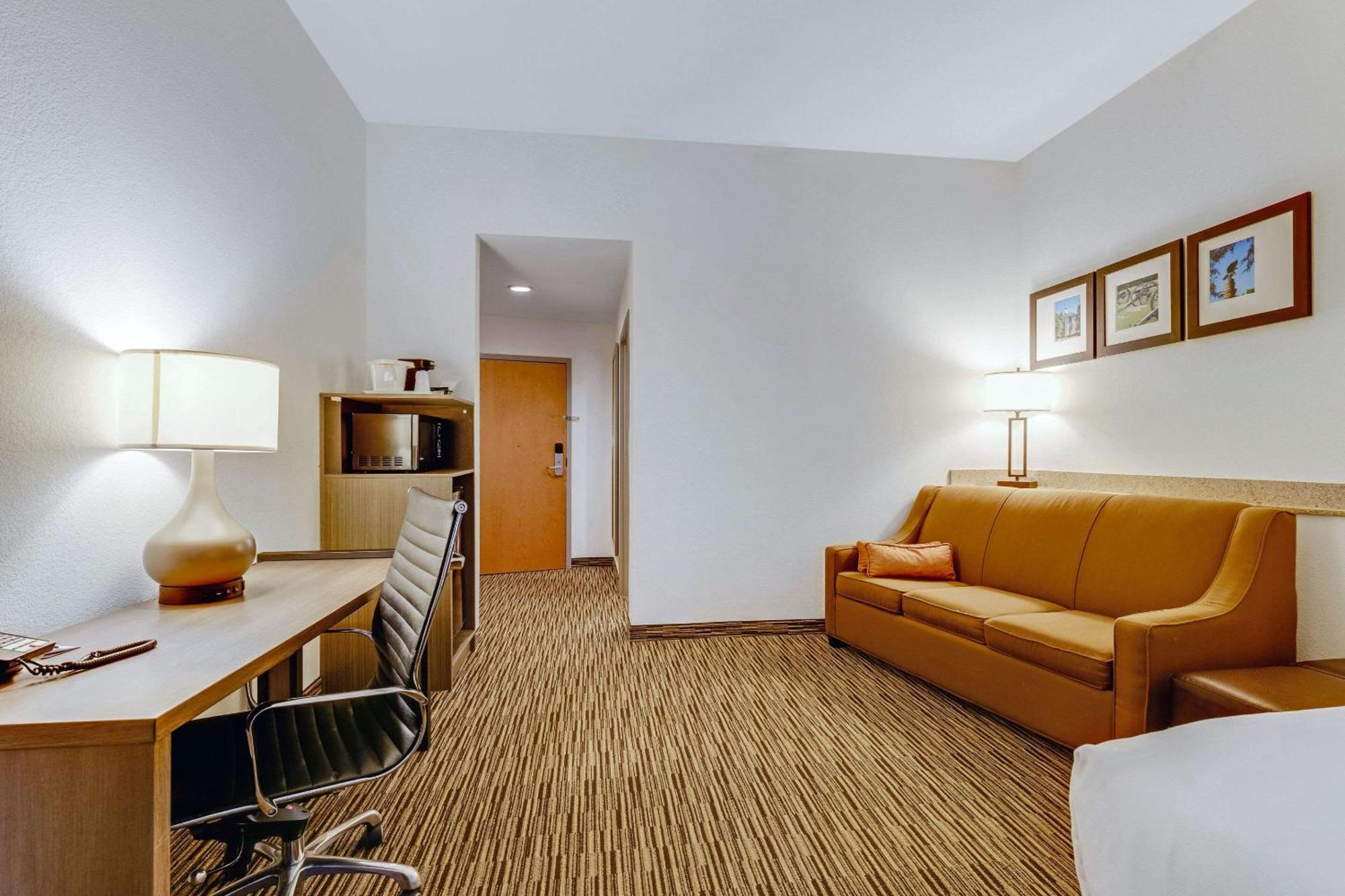 Comfort Suites Murfreesboro Esterno foto