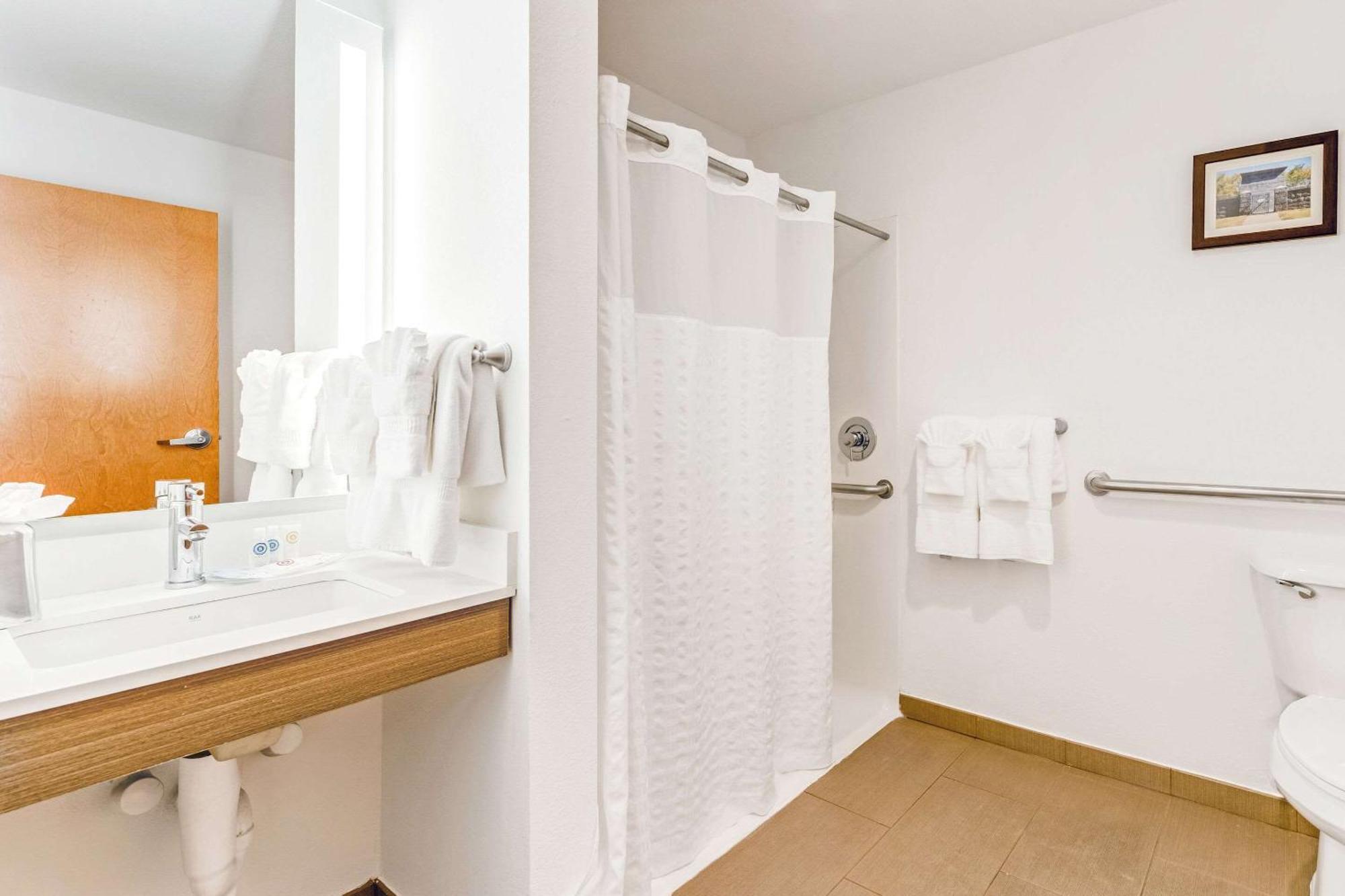 Comfort Suites Murfreesboro Esterno foto