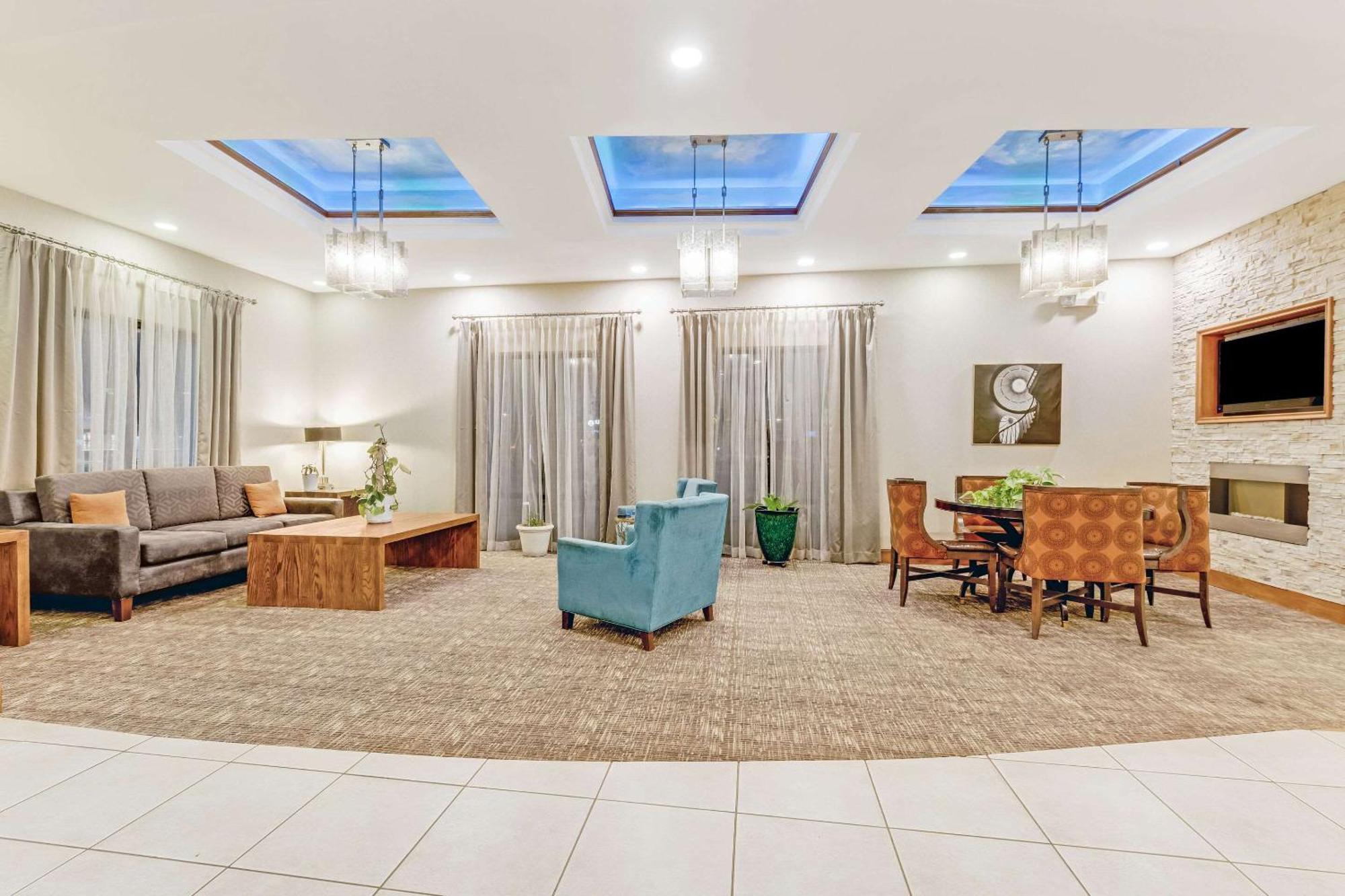 Comfort Suites Murfreesboro Esterno foto